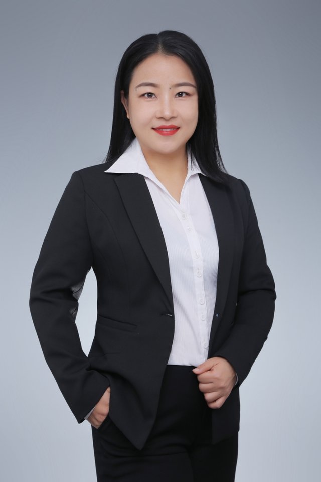 刘房娜律师 律师